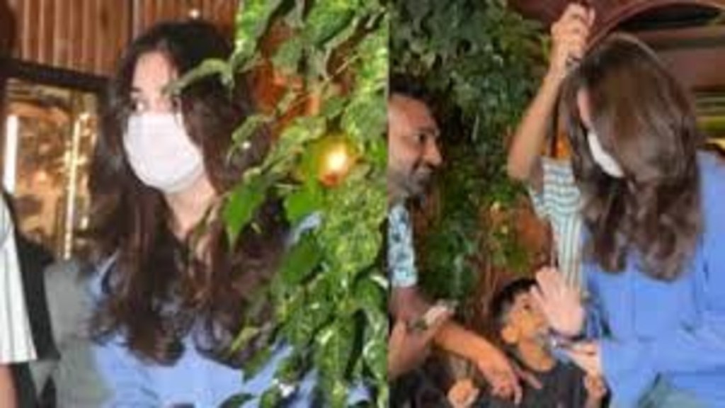 Aneet Padda Refused To Click A Selfie With Her Fan Who Came To Get A Picture With Her Outside A&nbsp;Salon