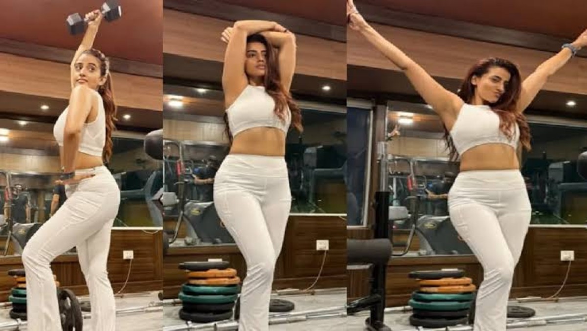 Akshara Singh’s Stunning Gym Pictures Go Viral, Fans Call Her ‘Lioness of Bihar’ and ‘Bhojpuri Queen’